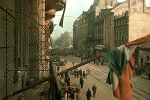 „Emlékük pedig elhomályosíthatatlan!” &#8211; 64 éve vonultak be a szovjet csapatok Budapestre