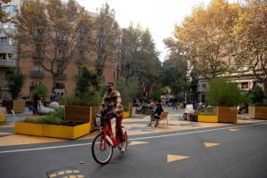 Barcelona kiterjeszti autómentes szuperblokkjait
