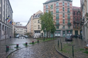 Forgalomcsillapított bringa- és gyalogosbarát utcák és mikromobilitás Brüsszelben