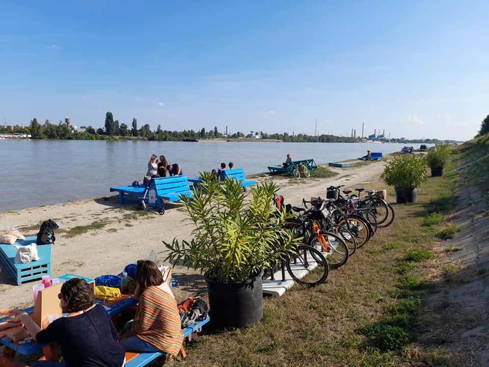 Csend, nyugalom, tűzrakóhely – így látták a budapestiek az Árasztó partot